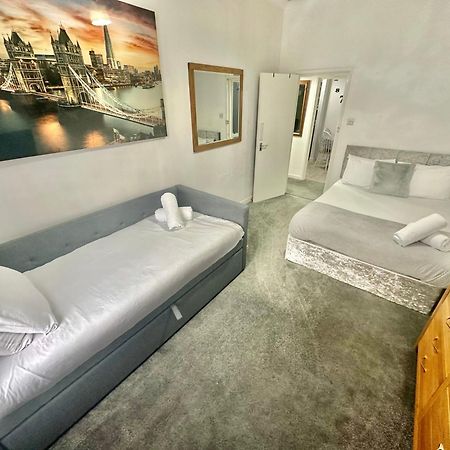 Homely Apartment In The Heart Of Town Centre - Sleeps 6 Bournemouth Zewnętrze zdjęcie
